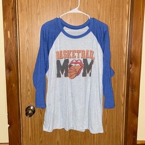 Woman’s plus size school spirit 3/4 sleeve 2xl